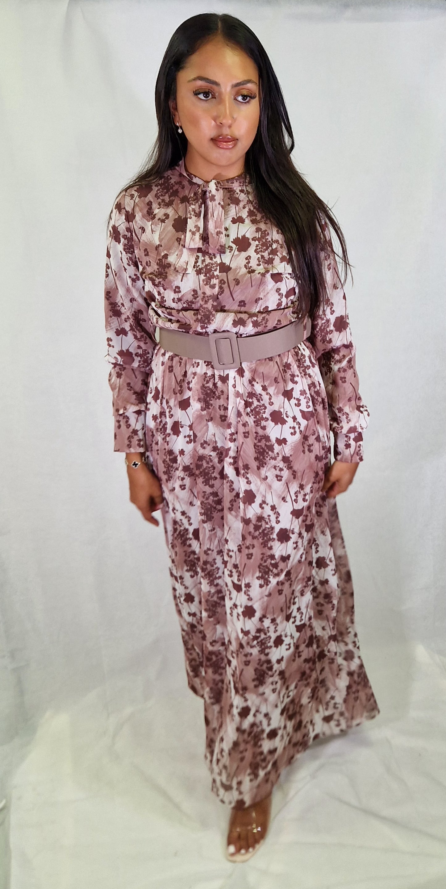 Aylin abaya with belt
