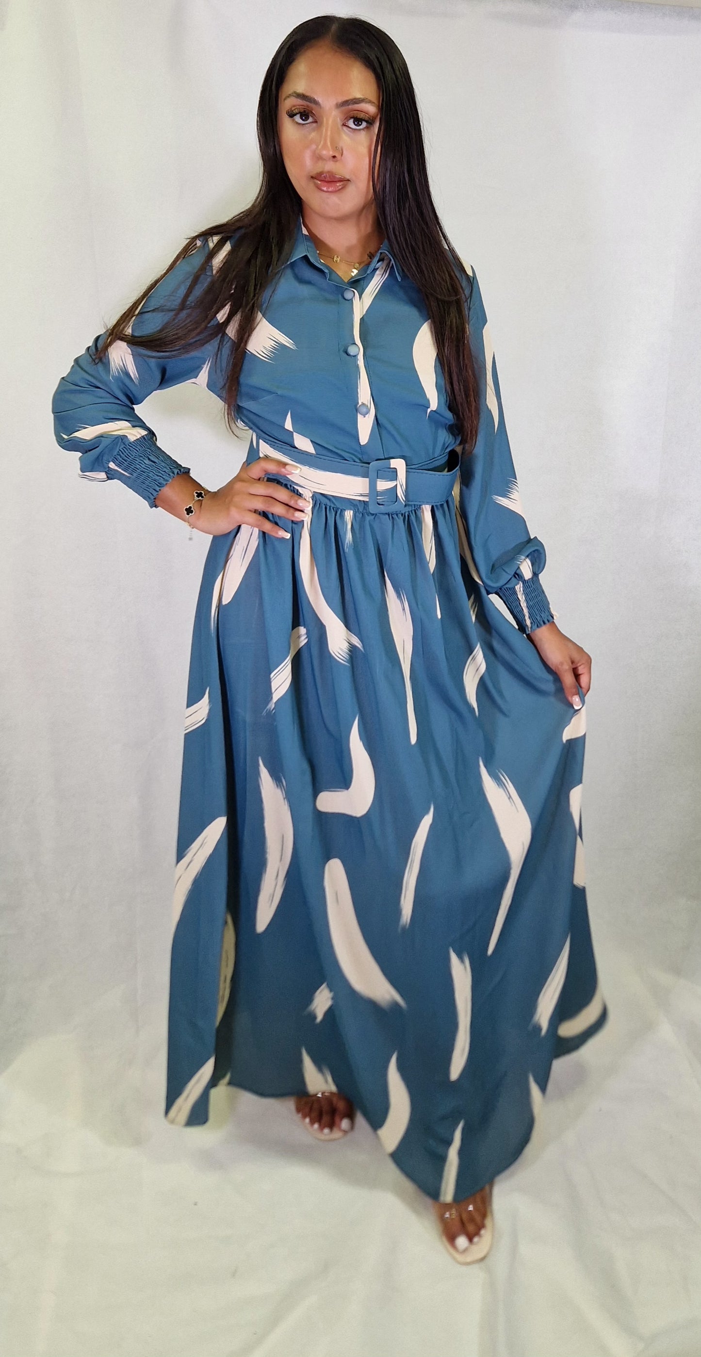 Atef Abaya