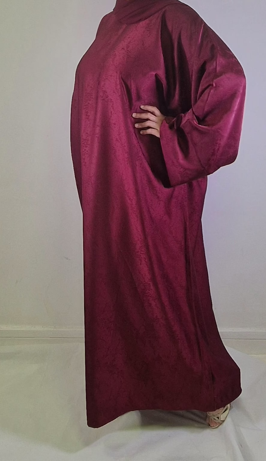 Yara Abaya Plum