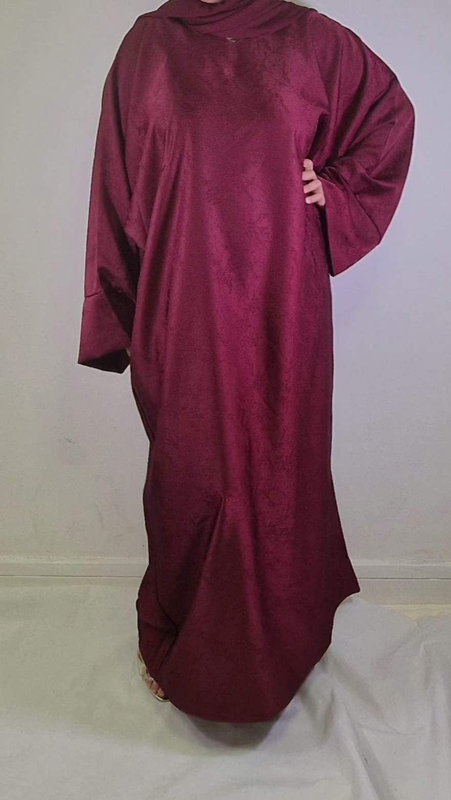 Yara Abaya Plum