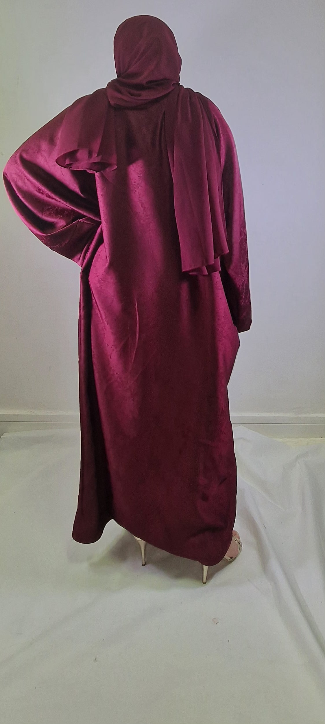 Yara Abaya Plum