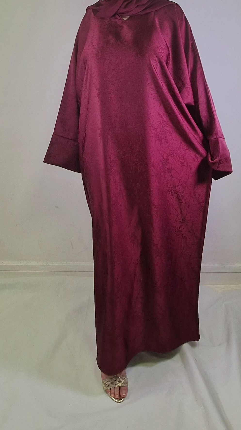 Yara Abaya Plum