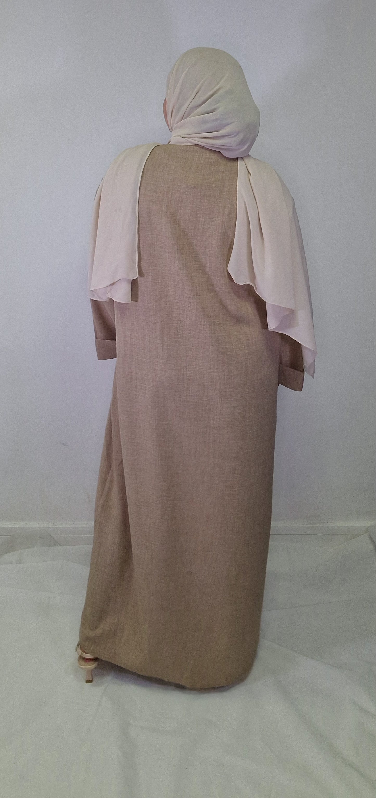 Kainat Abaya