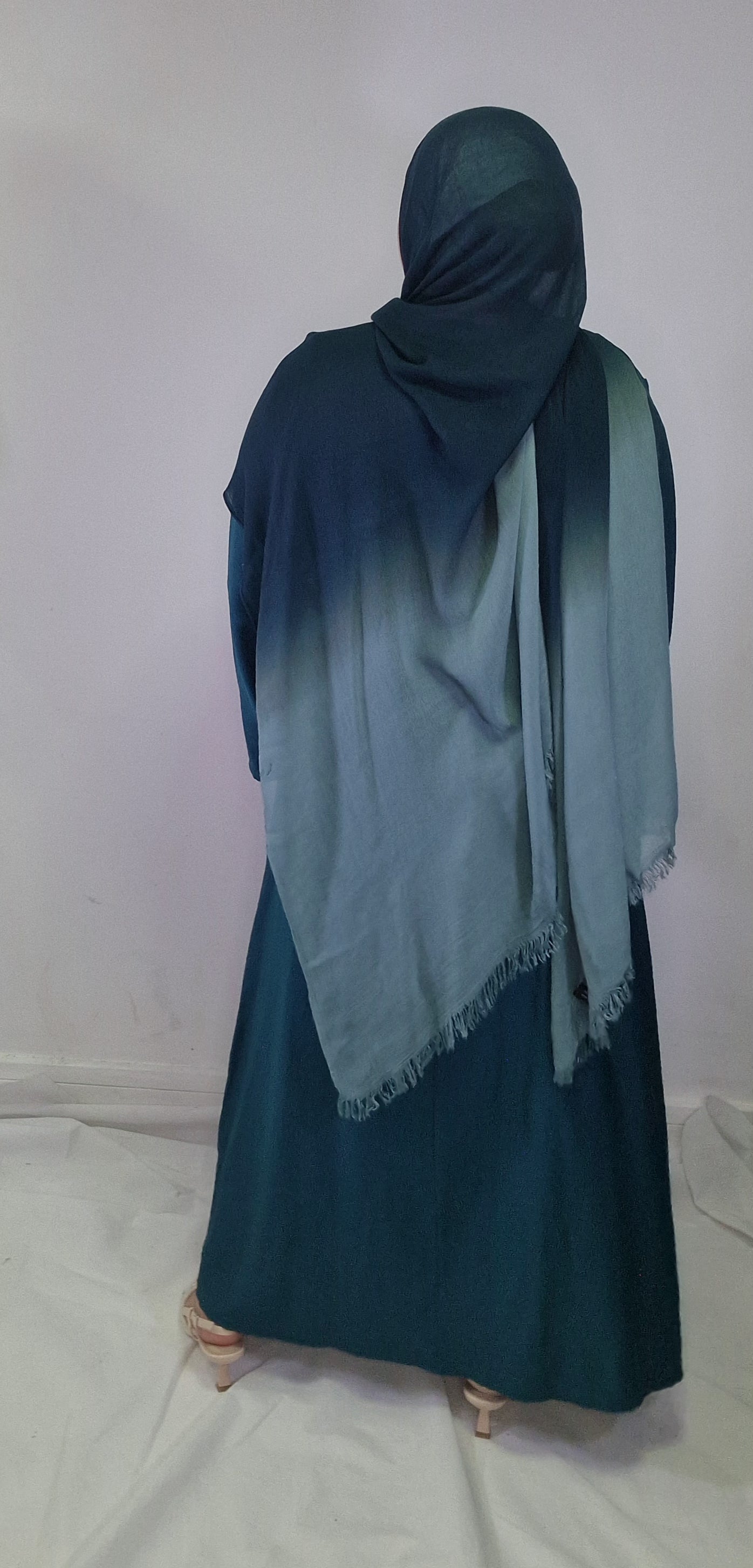 Liana modal ombre hijab